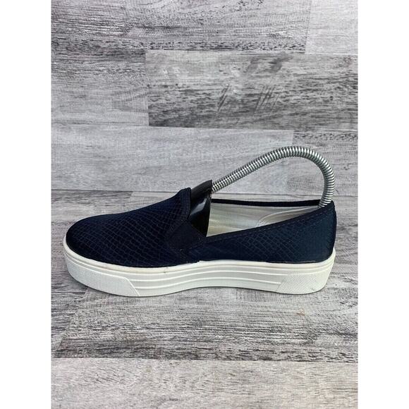 TopShop Womens Navy Slip-On Sneakers Size 6.5 Textured Pattern Casual Footwear - Picture 4 of 8